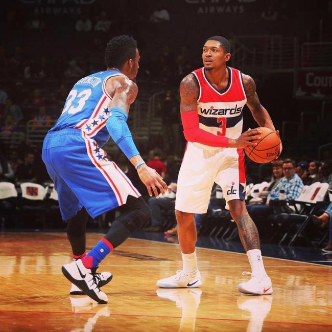 一个单纯依 一个单纯依